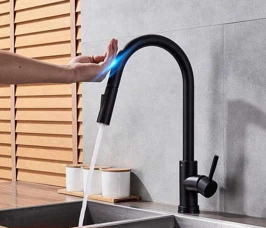 ברז טאצ' נשלף למטבח River – שליטה חכמה, עיצוב מרהיב - home-store.co.il